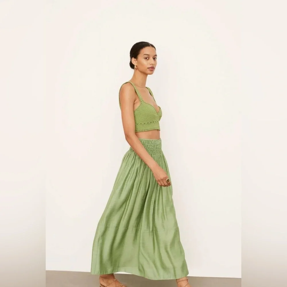 Vince Smocked Midi Skirt in Pistachio XS - Picture 4 of 6